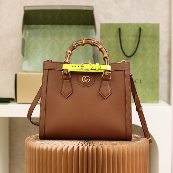 God Factory Gucci Diana Small 660195 Brown Size 27*24*11cm