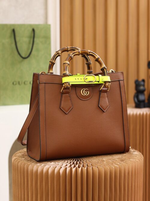 God Factory Gucci Diana Small 660195 Brown Size 27*24*11cm