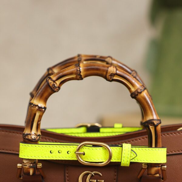 God Factory Gucci Diana Small 660195 Brown Size 27*24*11cm