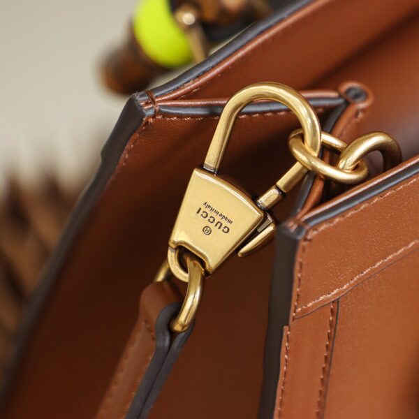 God Factory Gucci Diana Small 660195 Brown Size 27*24*11cm