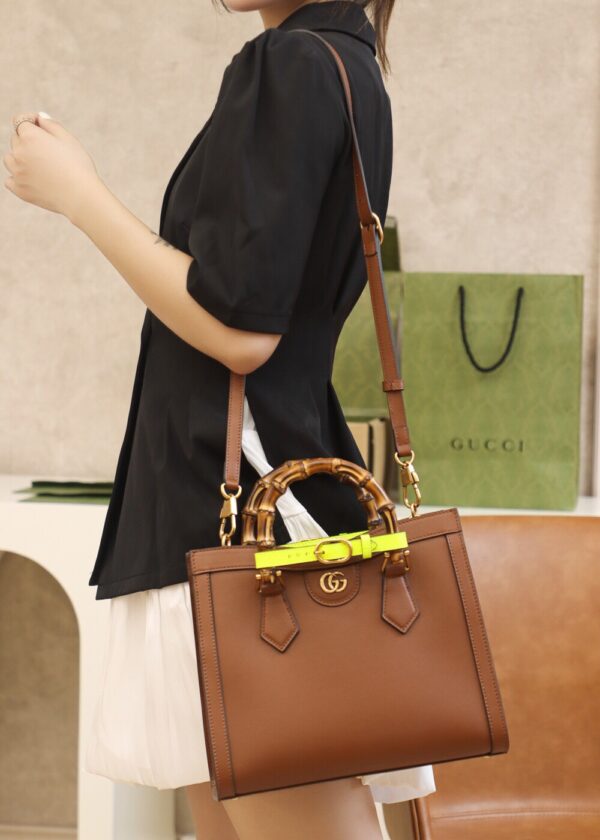 God Factory Gucci Diana Small 660195 Brown Size 27*24*11cm