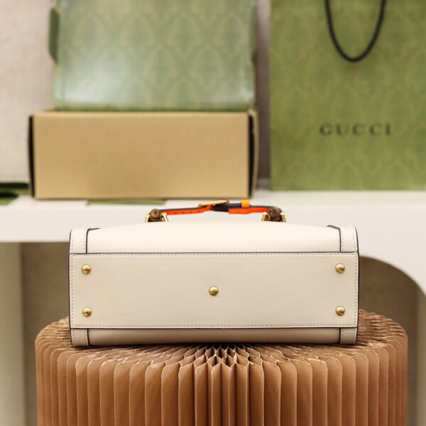 God Factory Gucci Diana Small 660195 White Size 27*24*11cm
