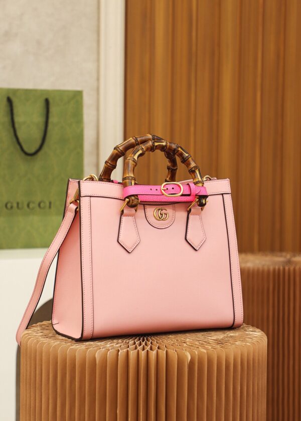 God Factory Gucci Diana Small 660195 Pink Size 27*24*11cm