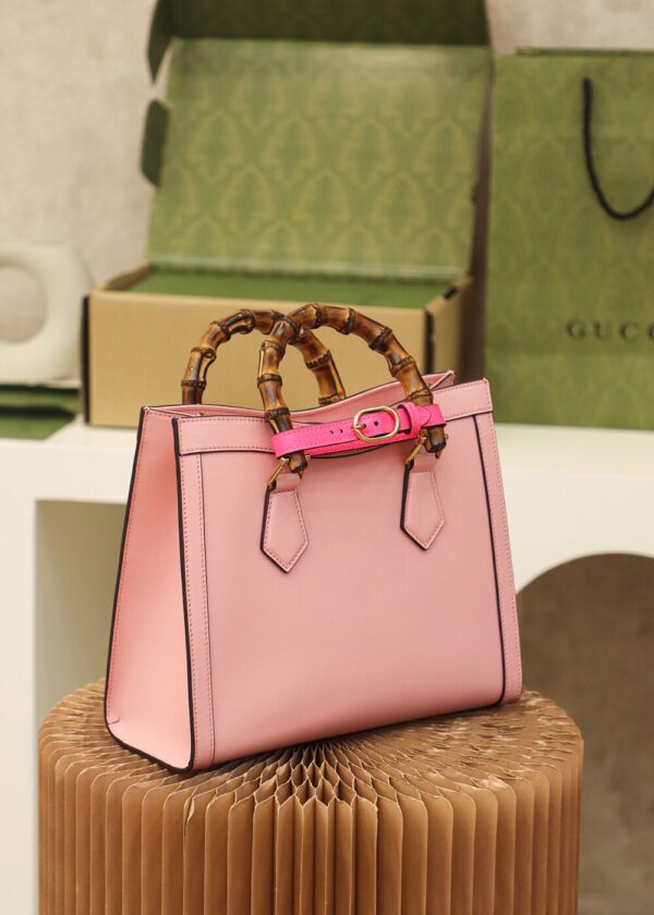 God Factory Gucci Diana Small 660195 Pink Size 27*24*11cm