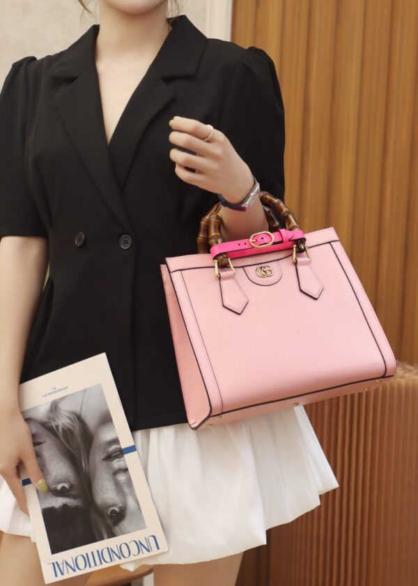 God Factory Gucci Diana Small 660195 Pink Size 27*24*11cm