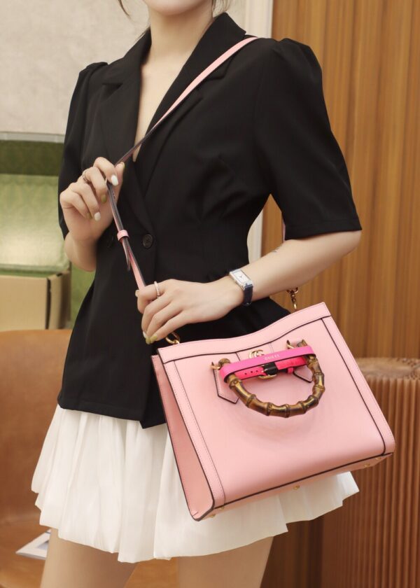 God Factory Gucci Diana Small 660195 Pink Size 27*24*11cm