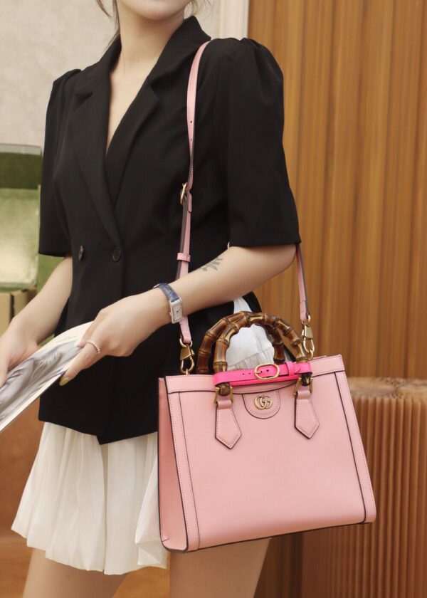 God Factory Gucci Diana Small 660195 Pink Size 27*24*11cm
