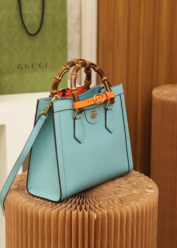 God Factory Gucci Diana Small 660195 Blue Size 27*24*11cm