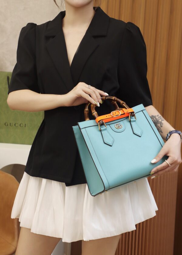 God Factory Gucci Diana Small 660195 Blue Size 27*24*11cm