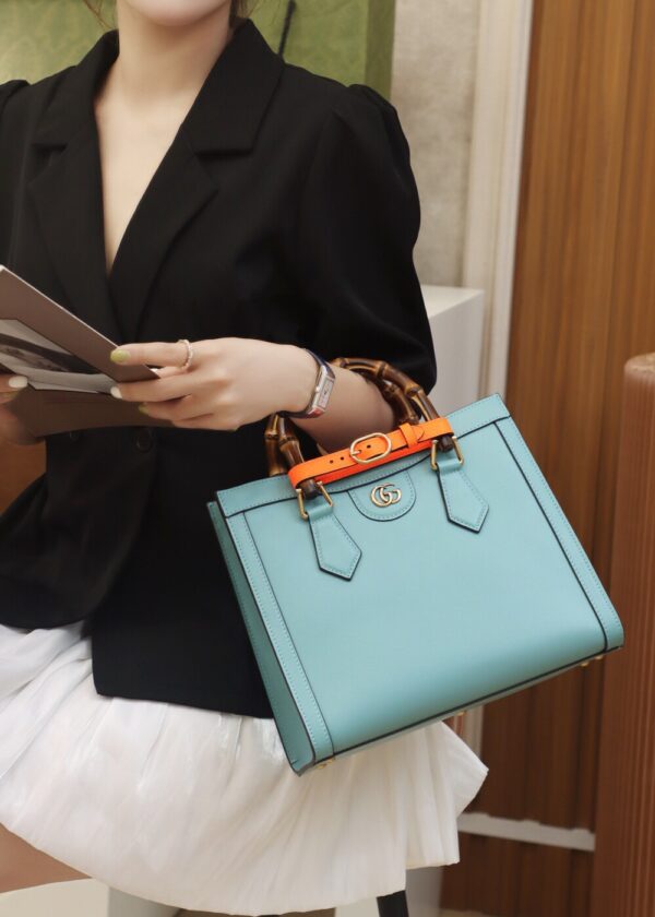 God Factory Gucci Diana Small 660195 Blue Size 27*24*11cm