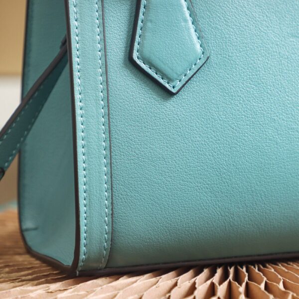 God Factory Gucci Diana Mini Blue 655661 Size 20*16*10cm