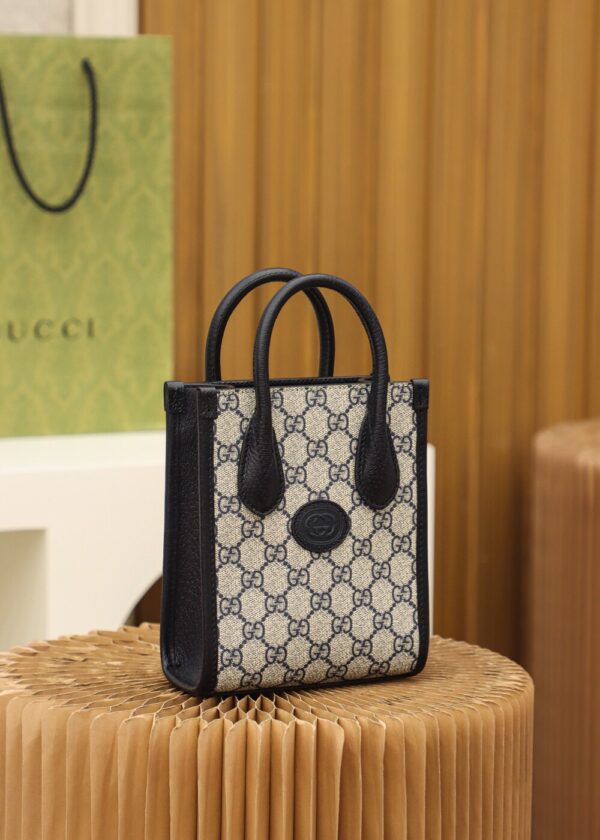 God Factory Gucci New color 𝑻𝒐𝒕𝒆 𝑮𝑮 Small 671623 Size 16*20*7cm