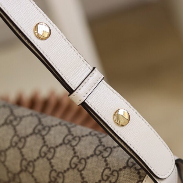 God Factory Gucci 𝐇𝐨𝐫𝐬𝐞𝐛𝐢𝐭 𝟭𝟵𝟱𝟱 White 602204 Size 25*18*8cm