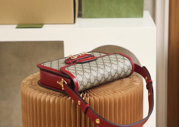 God Factory Gucci 𝐇𝐨𝐫𝐬𝐞𝐛𝐢𝐭 𝟭𝟵𝟱𝟱 Red 602204 Size 25*18*8cm