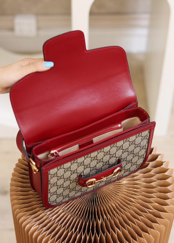 God Factory Gucci 𝐇𝐨𝐫𝐬𝐞𝐛𝐢𝐭 𝟭𝟵𝟱𝟱 Red 602204 Size 25*18*8cm