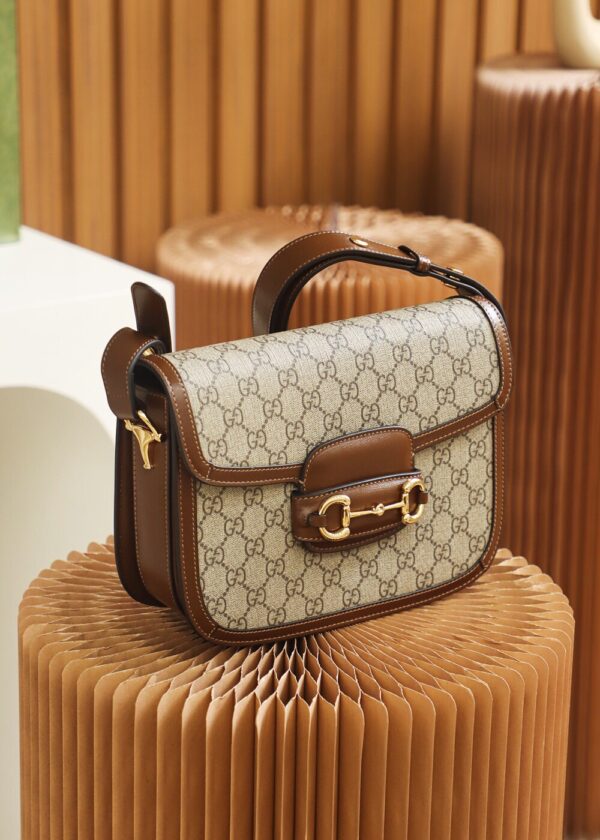 God Factory Gucci 𝐇𝐨𝐫𝐬𝐞𝐛𝐢𝐭 𝟭𝟵𝟱𝟱 Brown 602204 Size 25*18*8cm