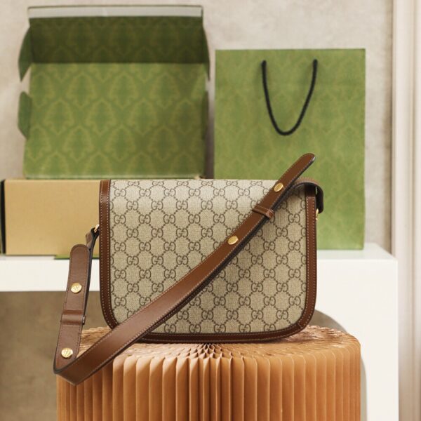 God Factory Gucci 𝐇𝐨𝐫𝐬𝐞𝐛𝐢𝐭 𝟭𝟵𝟱𝟱 Brown 602204 Size 25*18*8cm