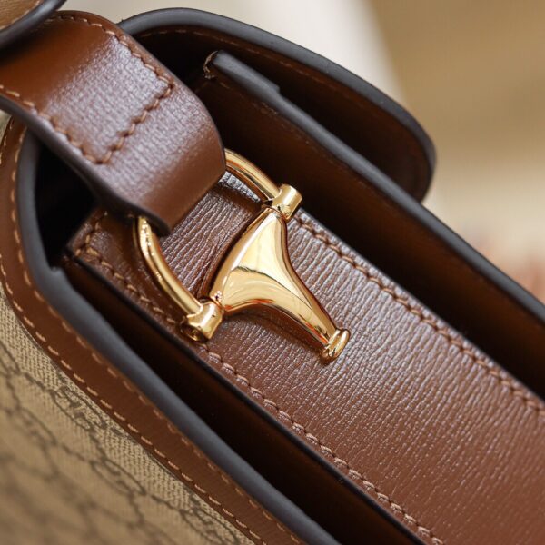 God Factory Gucci 𝐇𝐨𝐫𝐬𝐞𝐛𝐢𝐭 𝟭𝟵𝟱𝟱 Brown 602204 Size 25*18*8cm