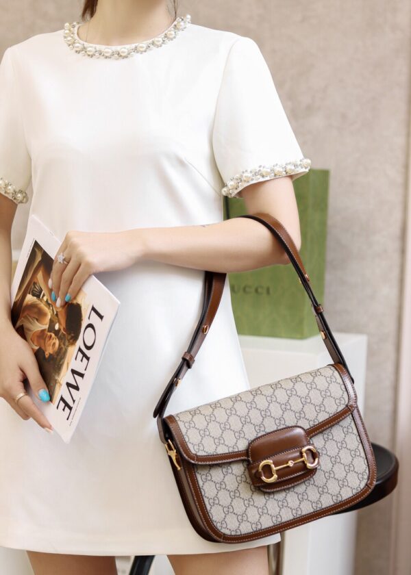 God Factory Gucci 𝐇𝐨𝐫𝐬𝐞𝐛𝐢𝐭 𝟭𝟵𝟱𝟱 Brown 602204 Size 25*18*8cm