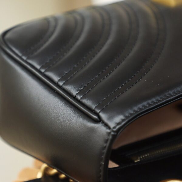 God Factory Gucci 𝙂 𝙂 𝙈𝙖𝙧𝙢𝙤𝙣𝙩 Black 443497 Size 26*15*7cm