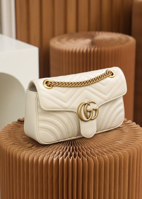 God Factory Gucci 𝙂 𝙂 𝙈𝙖𝙧𝙢𝙤𝙣𝙩 White 443497 Size 26*15*7cm