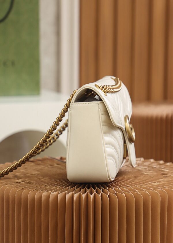 God Factory Gucci 𝙂 𝙂 𝙈𝙖𝙧𝙢𝙤𝙣𝙩 White 443497 Size 26*15*7cm