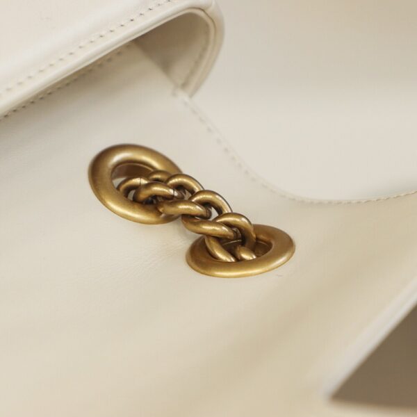 God Factory Gucci 𝙂 𝙂 𝙈𝙖𝙧𝙢𝙤𝙣𝙩 White 443497 Size 26*15*7cm
