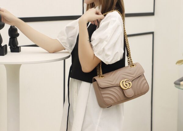 God Factory Gucci 𝙂 𝙂 𝙈𝙖𝙧𝙢𝙤𝙣𝙩 Apricot 443497 Size 26*15*7cm