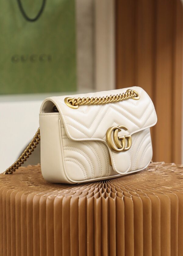 God Factory Gucci 𝙂 𝙂 𝙈𝙖𝙧𝙢𝙤𝙣𝙩 White 446744 Size 22*13*6cm