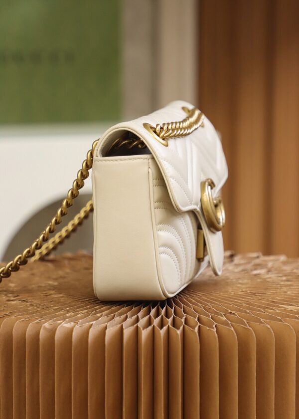 God Factory Gucci 𝙂 𝙂 𝙈𝙖𝙧𝙢𝙤𝙣𝙩 White 446744 Size 22*13*6cm
