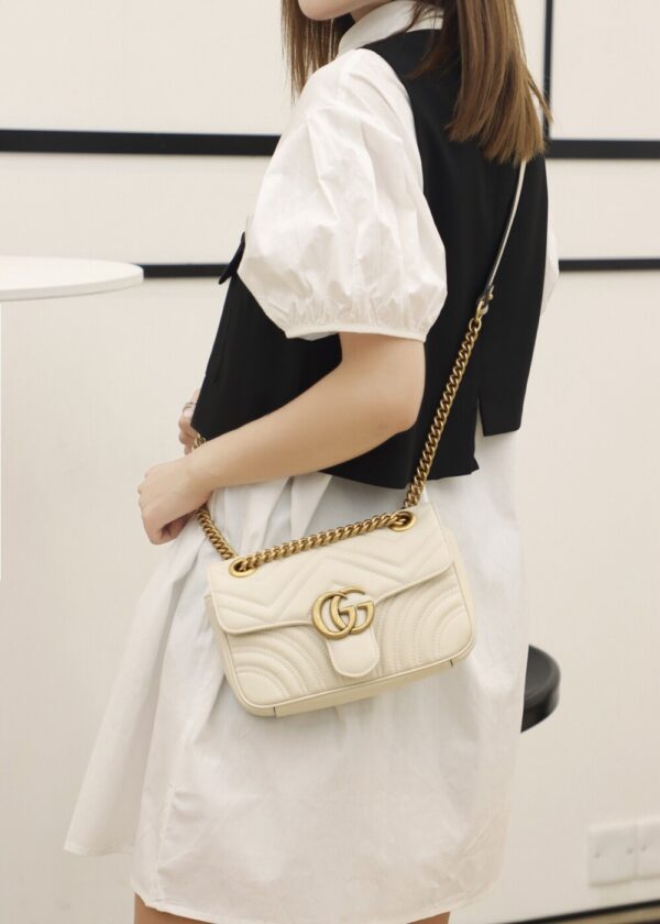 God Factory Gucci 𝙂 𝙂 𝙈𝙖𝙧𝙢𝙤𝙣𝙩 White 446744 Size 22*13*6cm