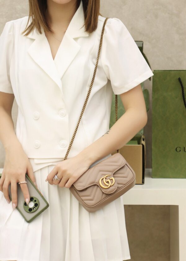 God Factory Gucci 𝙂 𝙂 𝙈𝙖𝙧𝙢𝙤𝙣𝙩 Mini Apricot 476433 Size 16.5*10.2*5.1cm