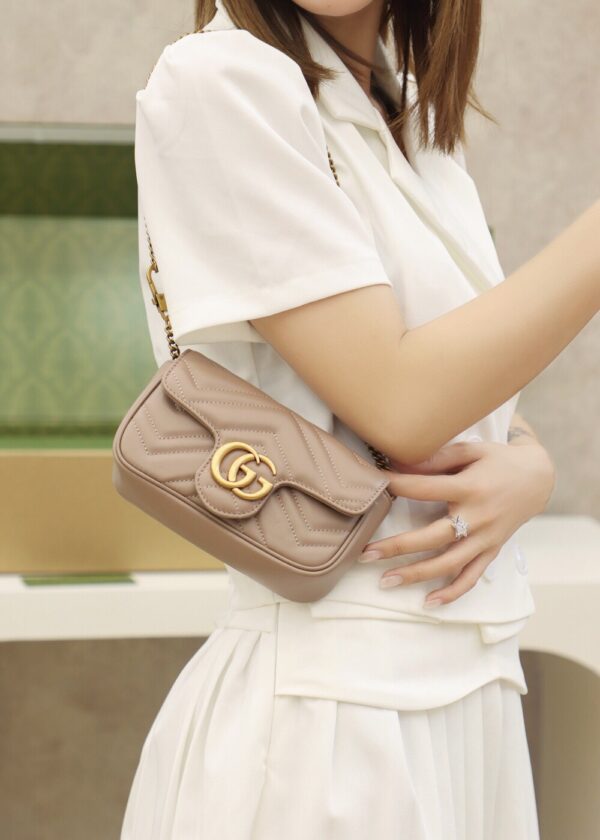 God Factory Gucci 𝙂 𝙂 𝙈𝙖𝙧𝙢𝙤𝙣𝙩 Mini Apricot 476433 Size 16.5*10.2*5.1cm