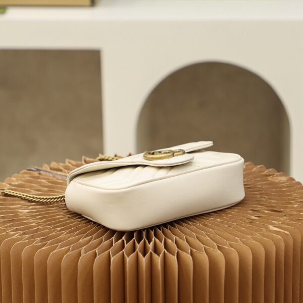 God Factory Gucci 𝙂 𝙂 𝙈𝙖𝙧𝙢𝙤𝙣𝙩 Mini White 476433 Size 16.5*10.2*5.1cm
