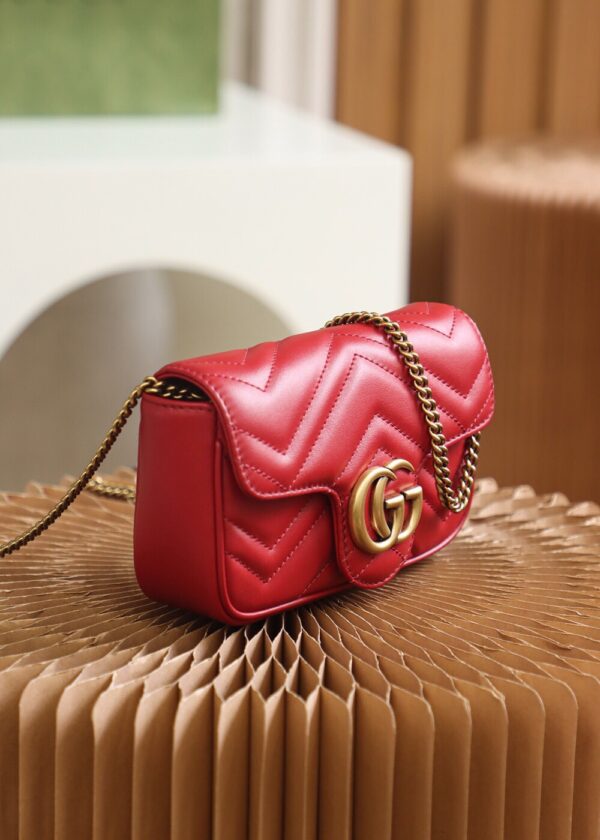 God Factory Gucci 𝙂 𝙂 𝙈𝙖𝙧𝙢𝙤𝙣𝙩 Mini Red 476433 Size 16.5*10.2*5.1cm