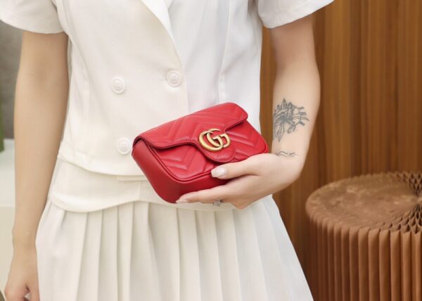 God Factory Gucci 𝙂 𝙂 𝙈𝙖𝙧𝙢𝙤𝙣𝙩 Mini Red 476433 Size 16.5*10.2*5.1cm