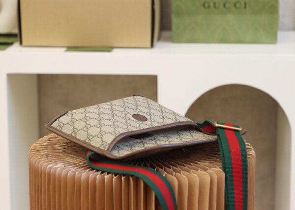 God Factory Gucci 𝐆𝐆 𝐒𝐮𝐩𝐫𝐞𝐦𝐞 493930 Size 24*16.5*3.8𝙘𝙢