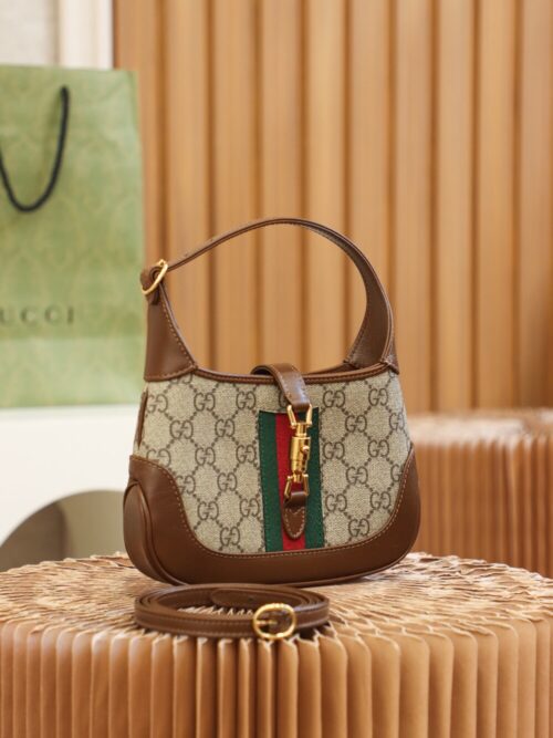 God Factory Gucci 𝐉𝐚𝐜𝐤𝐢𝐞 𝟭𝟵𝟲1 637092 Size 19*13*3𝐜𝐦