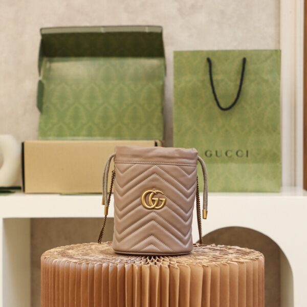 God Factory Gucci 𝐆𝐆 𝐌𝐚𝐫𝐦𝐨𝐧𝐭 Milk Tea Color 575163 Size 19𝐜𝐦*17𝐜𝐦