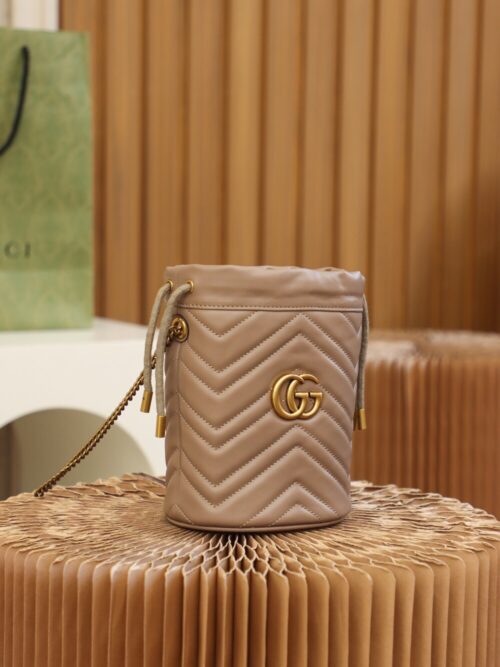 God Factory Gucci 𝐆𝐆 𝐌𝐚𝐫𝐦𝐨𝐧𝐭 Milk Tea Color 575163 Size 19𝐜𝐦*17𝐜𝐦