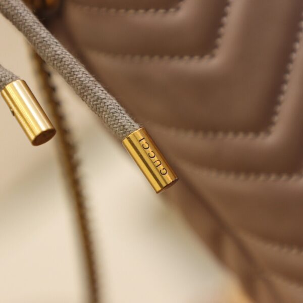 God Factory Gucci 𝐆𝐆 𝐌𝐚𝐫𝐦𝐨𝐧𝐭 Milk Tea Color 575163 Size 19𝐜𝐦*17𝐜𝐦