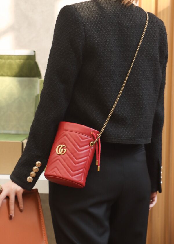 God Factory Gucci 𝐆𝐆 𝐌𝐚𝐫𝐦𝐨𝐧𝐭 Red 575163 Size 19𝐜𝐦*17𝐜𝐦
