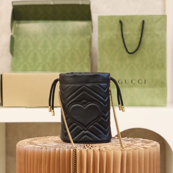 God Factory Gucci 𝐆𝐆 𝐌𝐚𝐫𝐦𝐨𝐧𝐭 Black 575163 Size 19𝐜𝐦*17𝐜𝐦