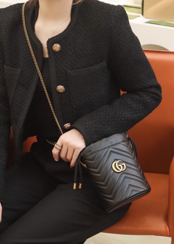 God Factory Gucci 𝐆𝐆 𝐌𝐚𝐫𝐦𝐨𝐧𝐭 Black 575163 Size 19𝐜𝐦*17𝐜𝐦