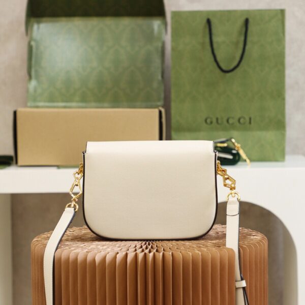 God Factory Gucci 𝐇𝐨𝐫𝐬𝐞𝐛𝐢𝐭 𝟭𝟵𝟱𝟱 𝐌𝐢𝐧𝐢 White 658574 Size 20.6*14.4*5.1cm