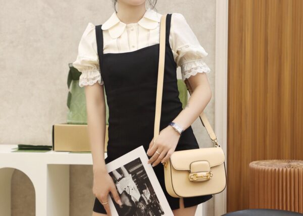 God Factory Gucci 𝐇𝐨𝐫𝐬𝐞𝐛𝐢𝐭 𝟭𝟵𝟱𝟱 𝐌𝐢𝐧𝐢 Rice 658574 Size 20.6*14.4*5.1cm