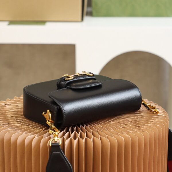 God Factory Gucci 𝐇𝐨𝐫𝐬𝐞𝐛𝐢𝐭 𝟭𝟵𝟱𝟱 𝐌𝐢𝐧𝐢 Black 658574 Size 20.6*14.4*5.1cm