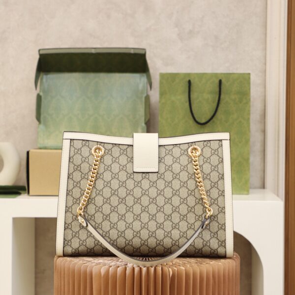 God Factory Gucci 𝐏𝐚𝐝𝐥𝐨𝐜𝐤 White / Medium 479197 Size 35*23.5*14𝐜𝐦