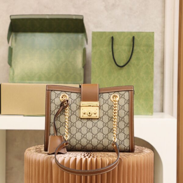 God Factory Gucci 𝐏𝐚𝐝𝐥𝐨𝐜𝐤 Brown / Small 498156 Size 26*18*10𝐜𝐦