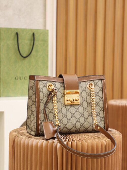 God Factory Gucci 𝐏𝐚𝐝𝐥𝐨𝐜𝐤 Brown / Small 498156 Size 26*18*10𝐜𝐦